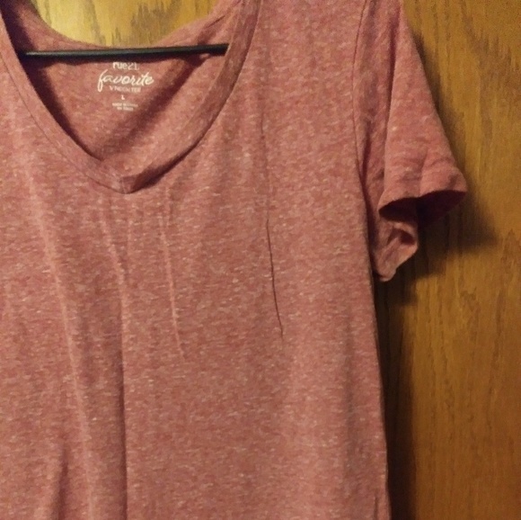 Set of Grey and Pink V-Neck T's - Picture 5 of 5